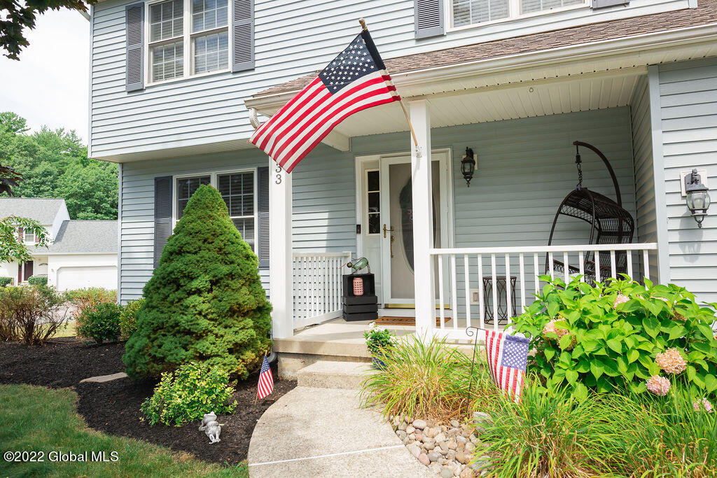 33 Squire Road Schenectady, NY 12304 - Photo 4 of 45 33SquireRd(54of63)