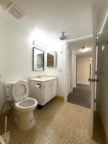 $2,100 | 4570 Northwest 18th Avenue, Unit 609, Deerfield Beach, FL 33064