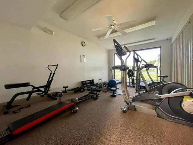 $2,100 | 4570 Northwest 18th Avenue, Unit 609, Deerfield Beach, FL 33064