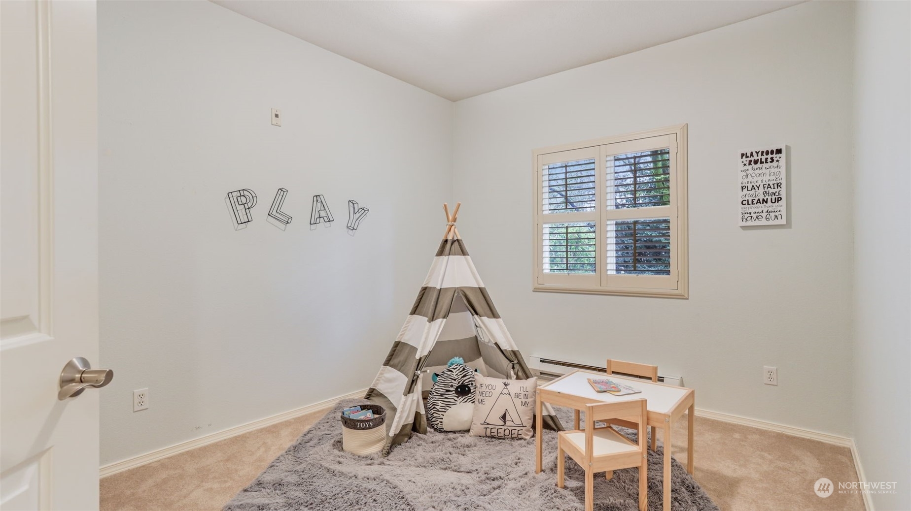 14335 Simonds Road Northeast, Unit A101 Kirkland, WA 98034 - Photo 20 of 29 Gallery Image 20