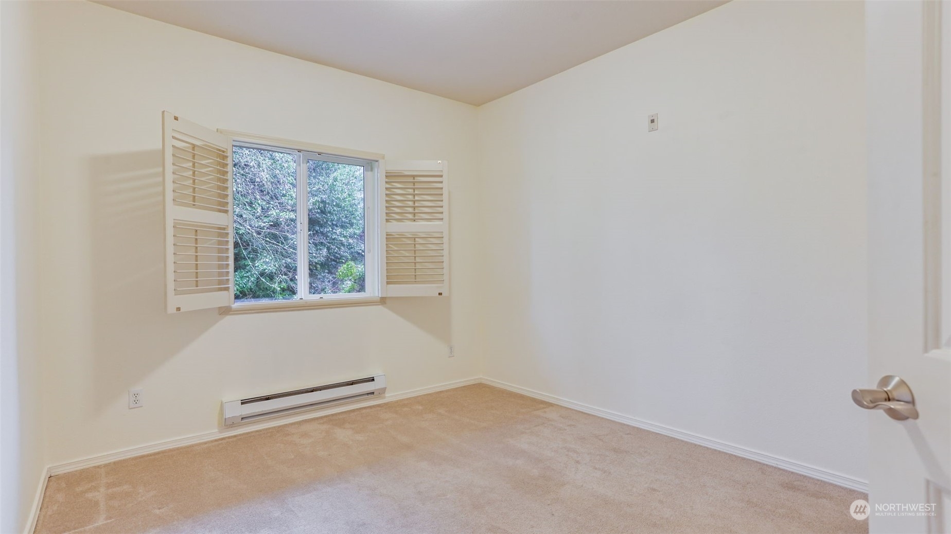 14335 Simonds Road Northeast, Unit A101 Kirkland, WA 98034 - Photo 21 of 29 Gallery Image 21