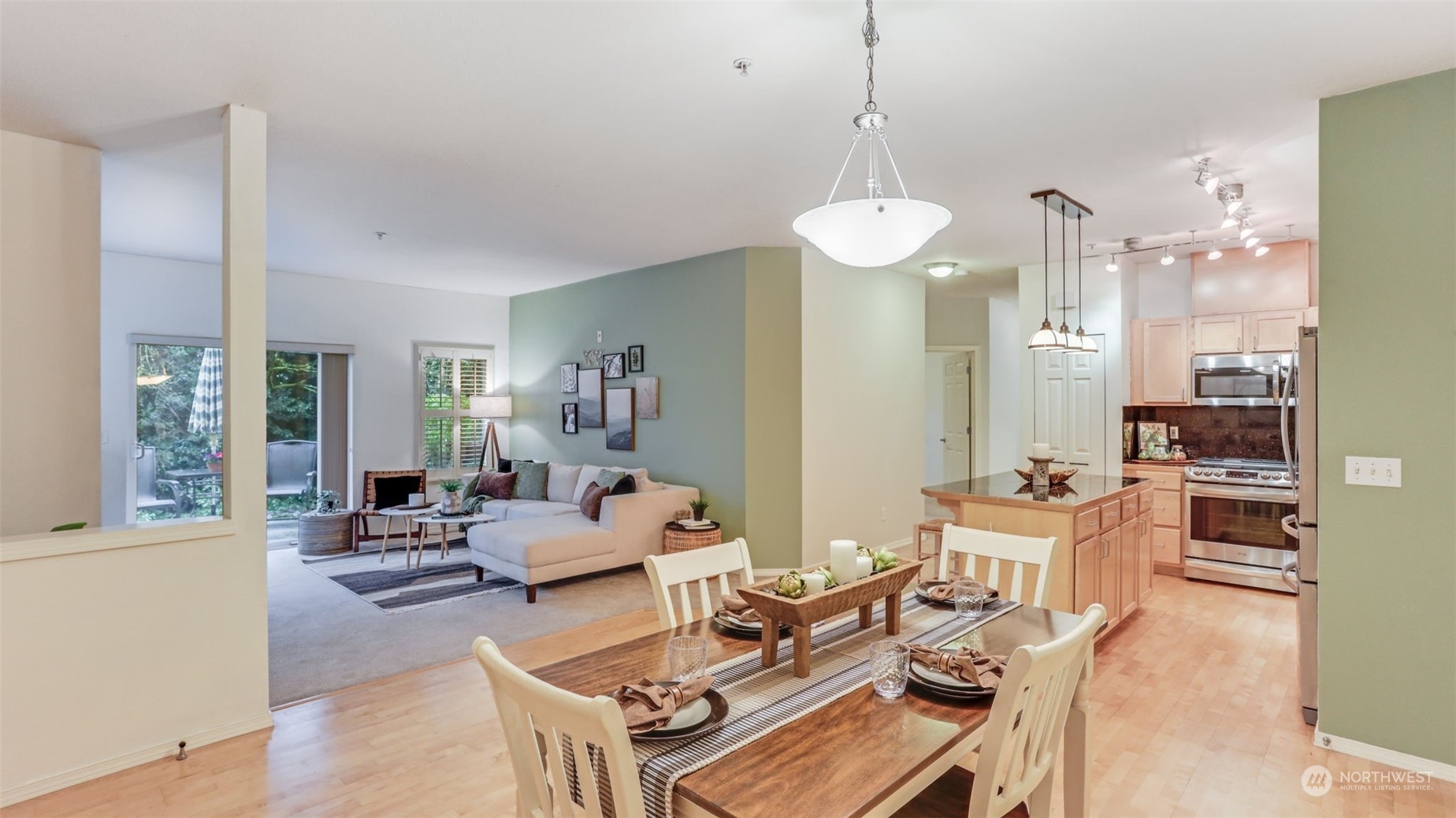 14335 Simonds Road Northeast, Unit A101 Kirkland, WA 98034 - Photo 10 of 29 Gallery Image 10