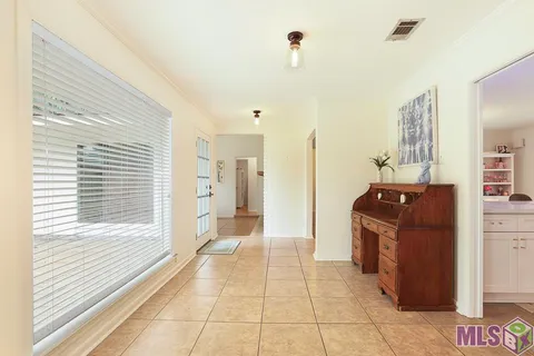 $299,000 | 633 College Hill Drive, Baton Rouge, LA 70808