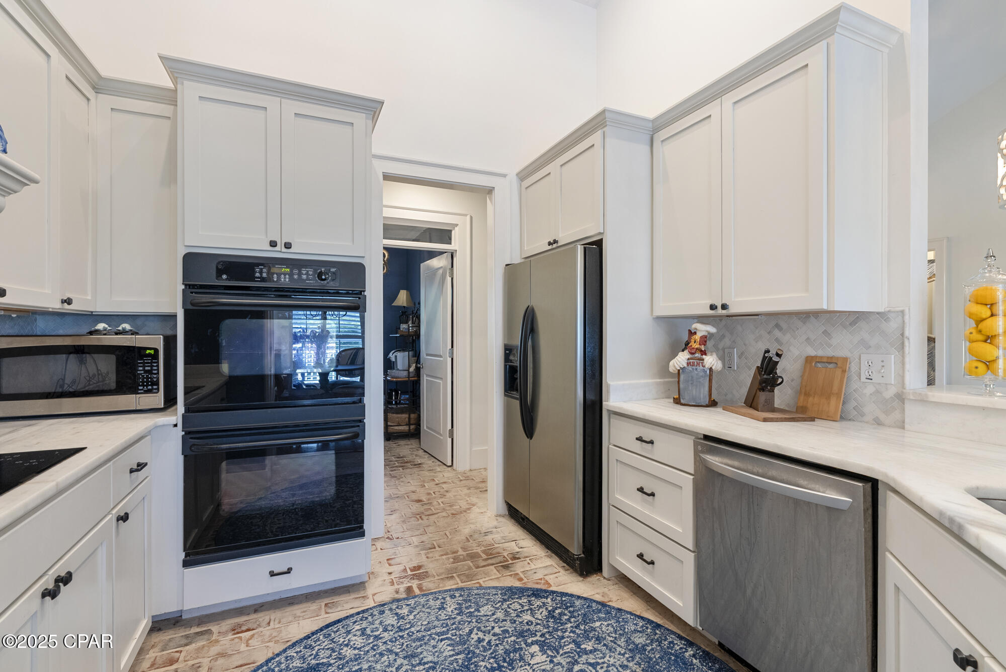 16237 Innerarity Point Road Pensacola, FL 32507 - Photo 12 of 46