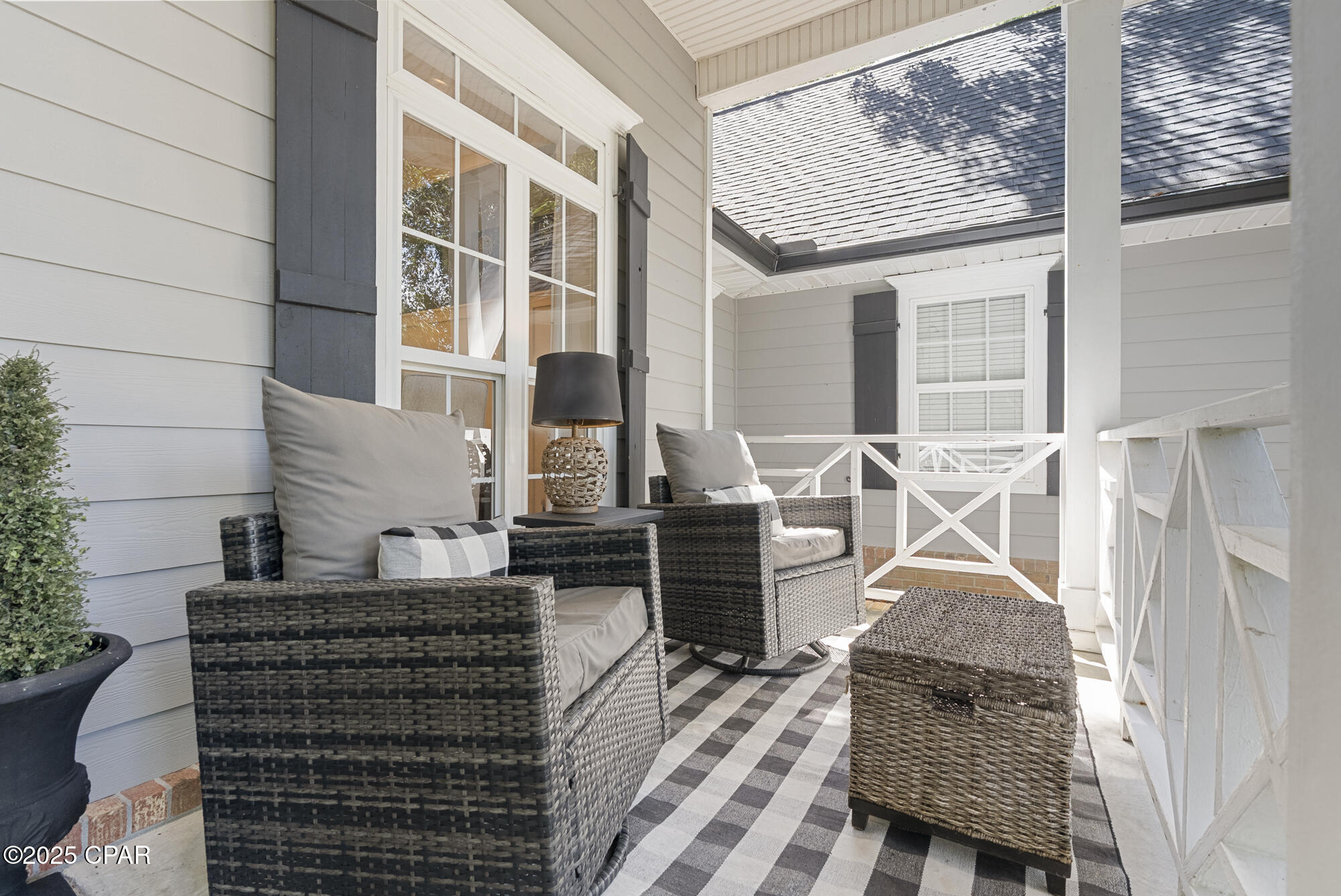 16237 Innerarity Point Road Pensacola, FL 32507 - Photo 5 of 46