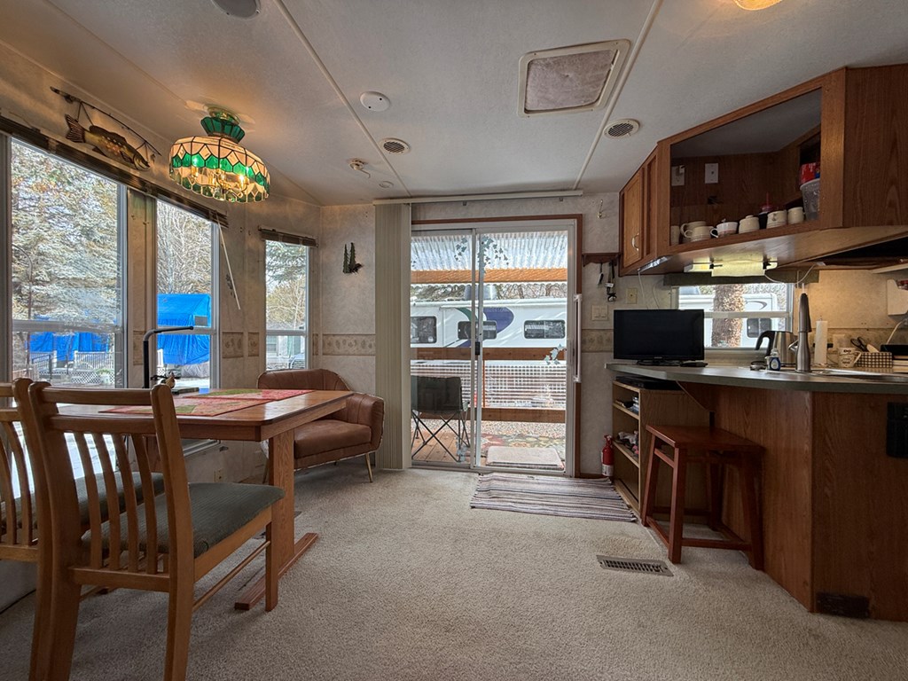 13 F Street Cascade, ID 83611 - Photo 5 of 26 Dining Area