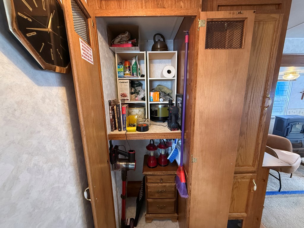 13 F Street Cascade, ID 83611 - Photo 6 of 26 Pantry For All the Extras