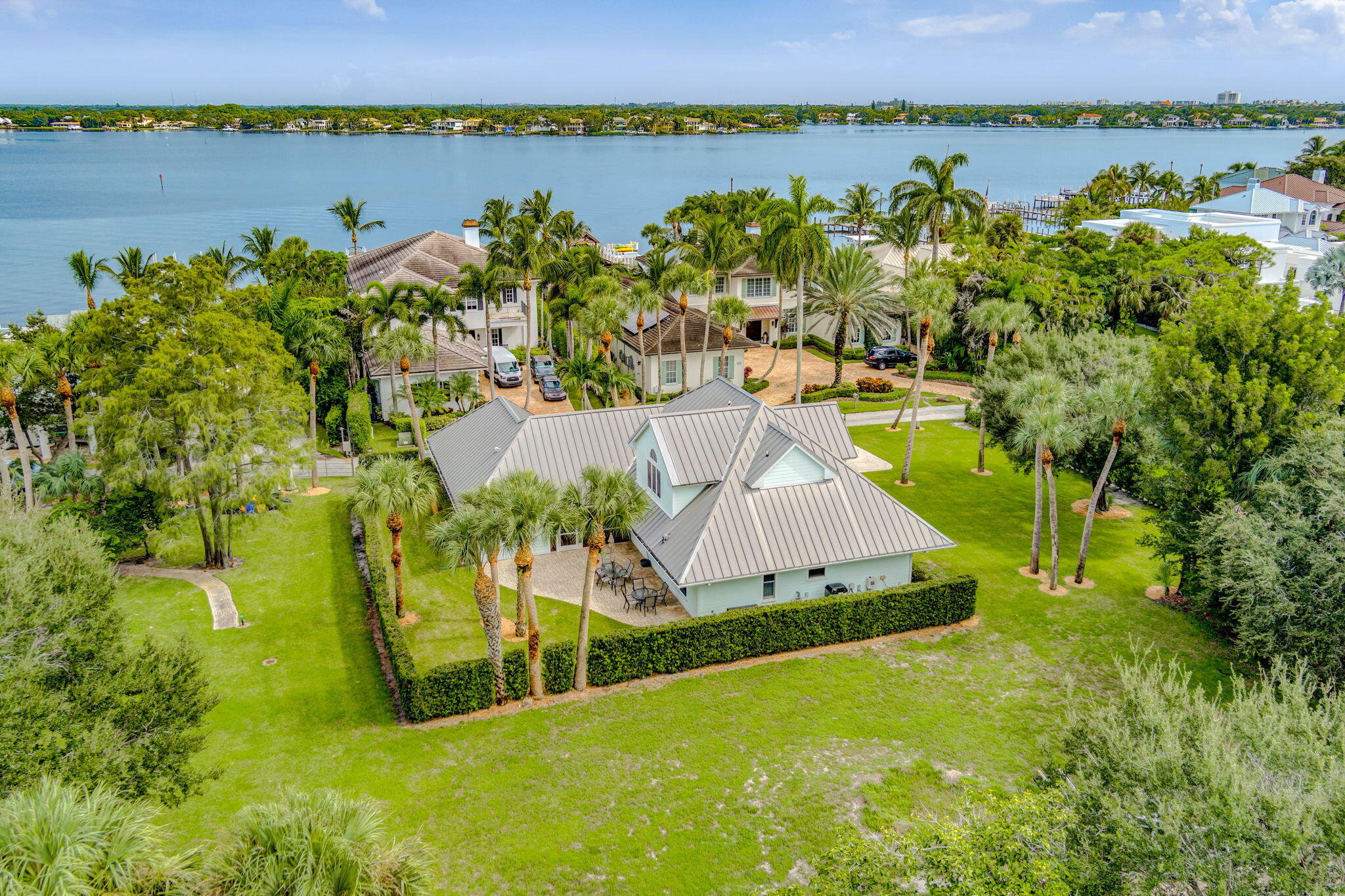 18199 April Lane Jupiter, FL 33458 - Photo 56 of 70 76-web-or-mls-MAX_0086JS-2