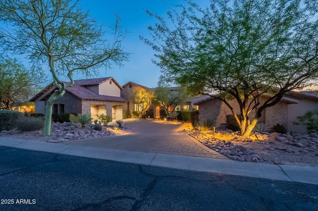 $2,495,000 | 2560 South Geronimo Head Trail, Gold Canyon, AZ 85118