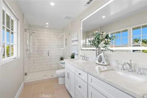 $2,599,000 | 9072 Niguel Circle, Huntington Beach, CA 92646