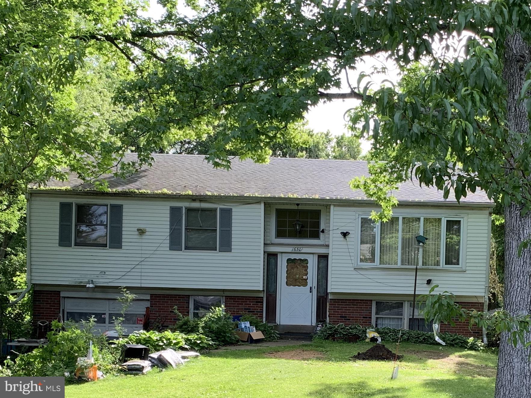 1650 New Rodgers Road Levittown, PA 19056 - Photo 1 of 8 Gallery Image 1