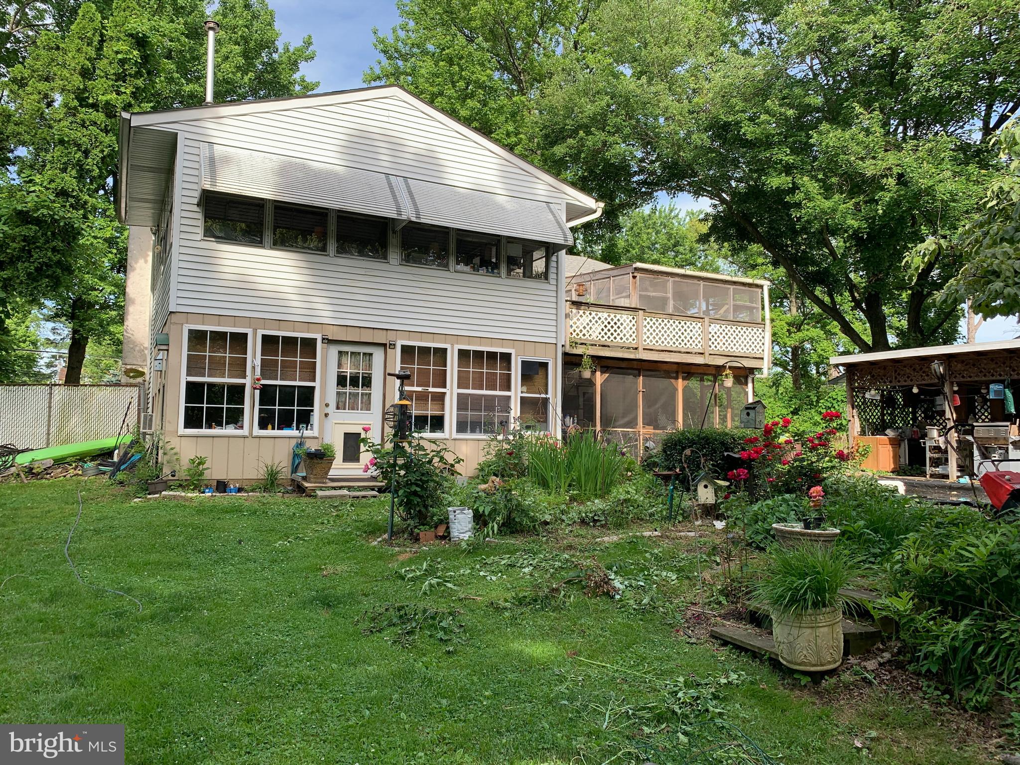 1650 New Rodgers Road Levittown, PA 19056 - Photo 3 of 8 Gallery Image 3