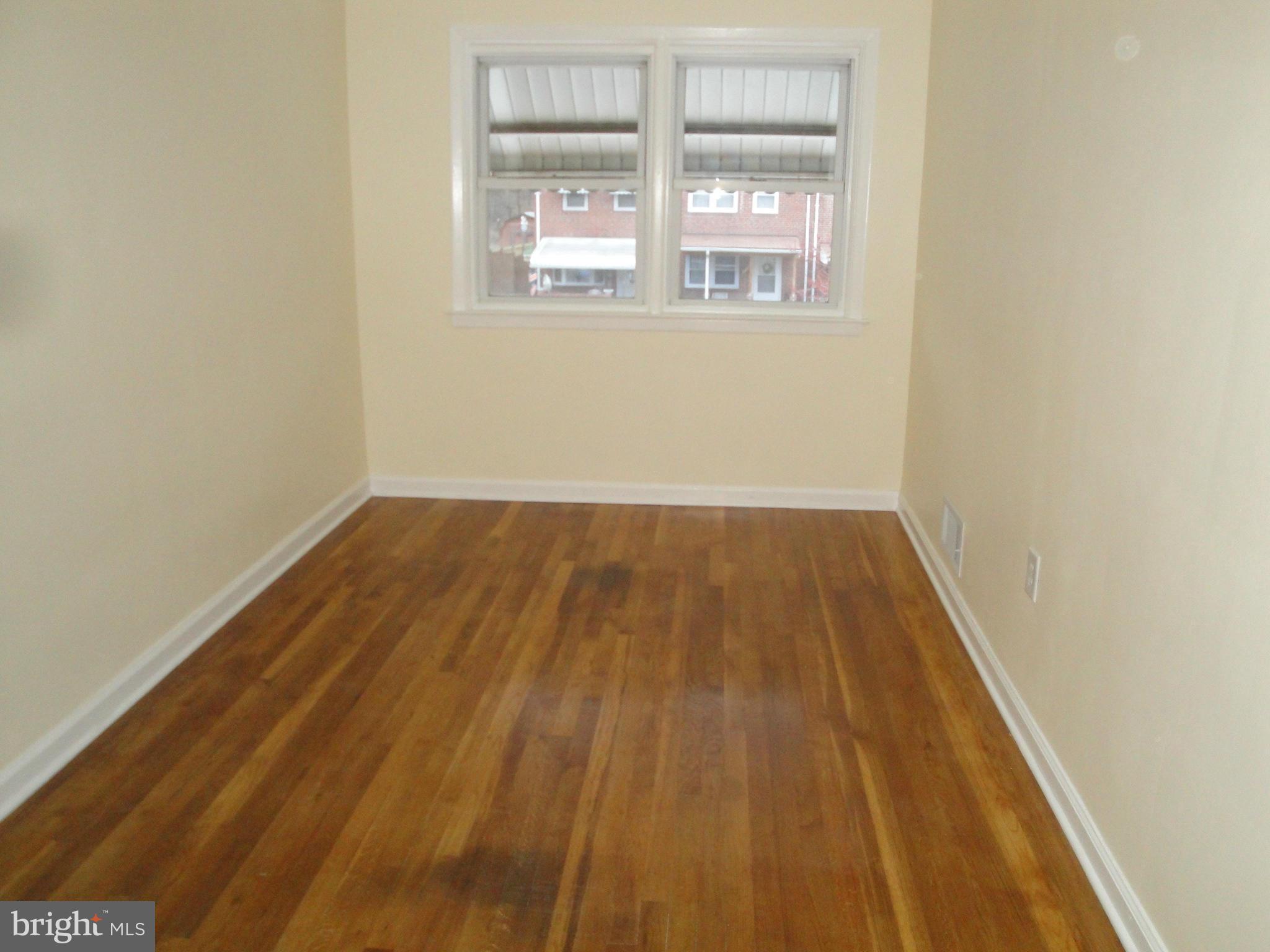 4437 Scotia Road Baltimore, MD 21227 - Photo 16 of 21 Bedroom