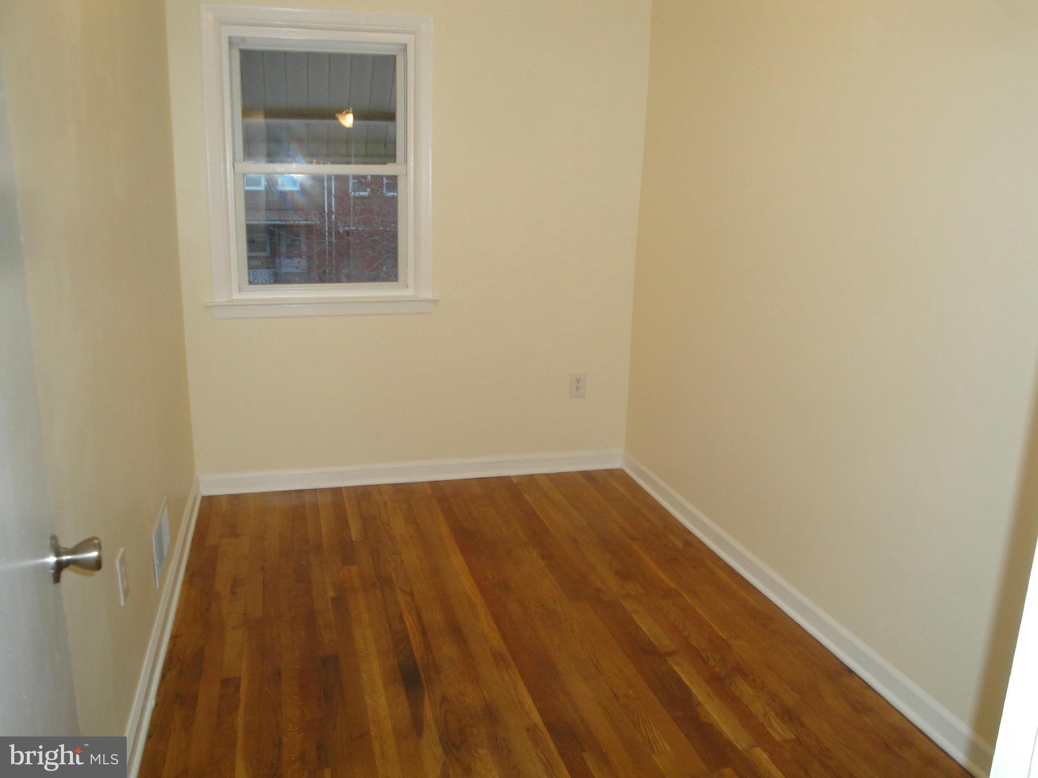 4437 Scotia Road Baltimore, MD 21227 - Photo 17 of 21 Bedroom
