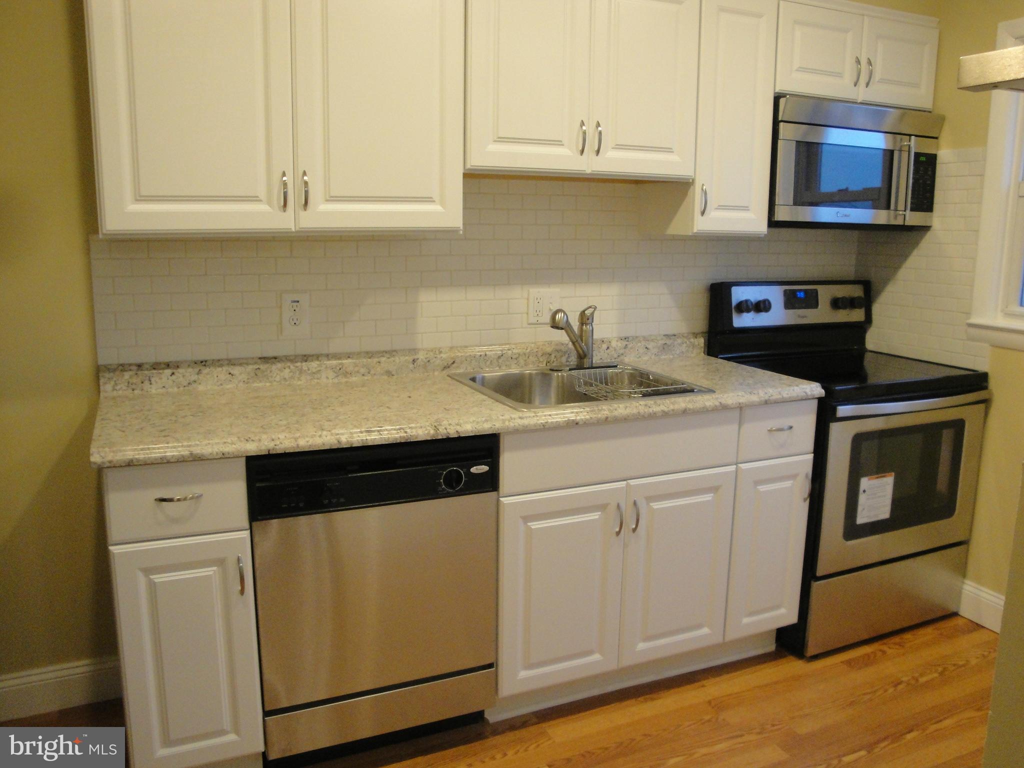 4437 Scotia Road Baltimore, MD 21227 - Photo 4 of 21 Kitchen