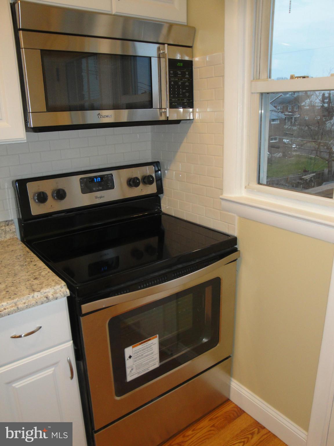 4437 Scotia Road Baltimore, MD 21227 - Photo 6 of 21 Kitchen