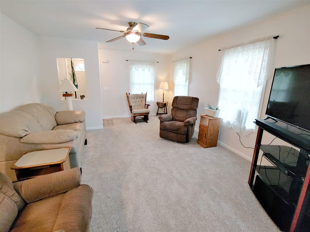 5793 North Michigan Road Saginaw, MI 48604 - Photo 7 of 44