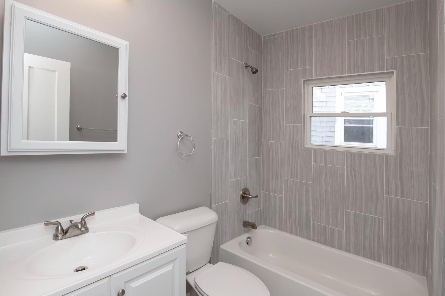 1763 Dale Road Cincinnati, OH 45237 - Photo 19 of 30