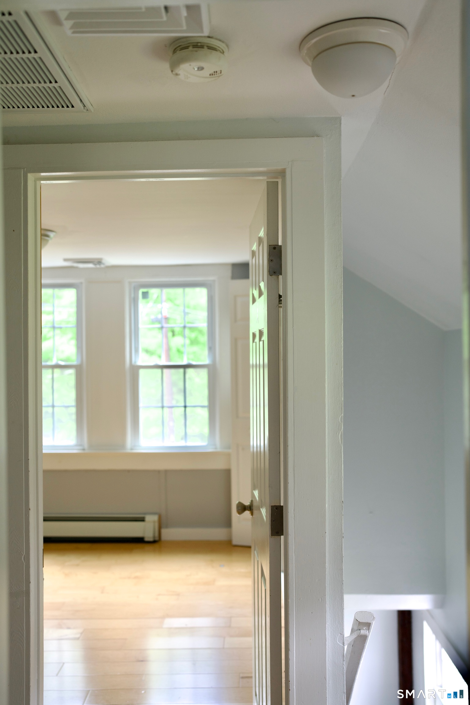 259 Peck Hill Road Woodbridge, CT 06525 - Photo 24 of 32 a view of an empty room and window