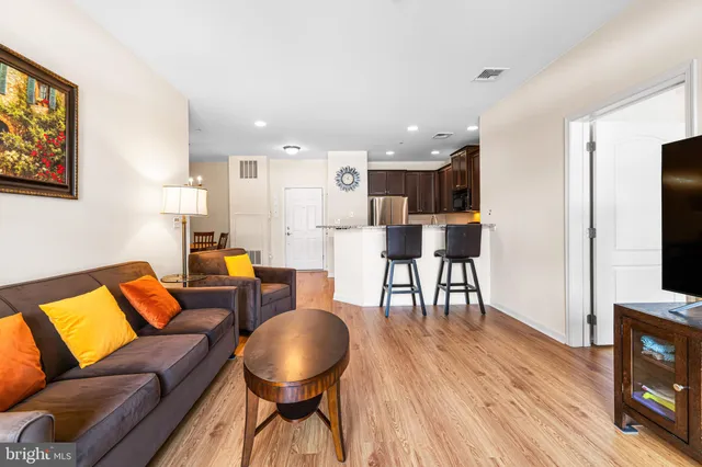 $335,000 | 274 Carson Terrace, Huntingdon Valley, PA 19006