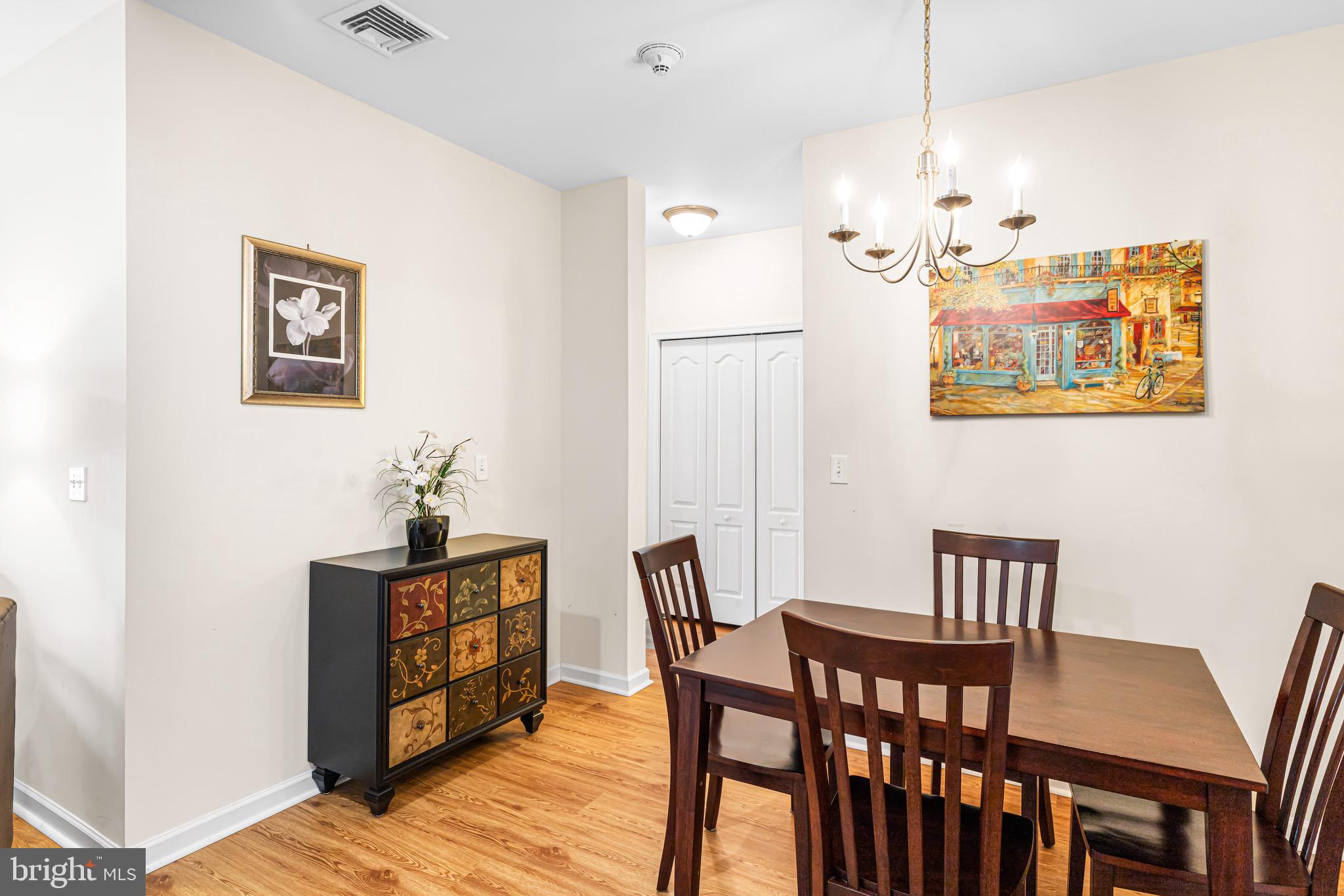 274 Carson Terrace Huntingdon Valley, PA 19006 - Photo 10 of 25 Dining Room