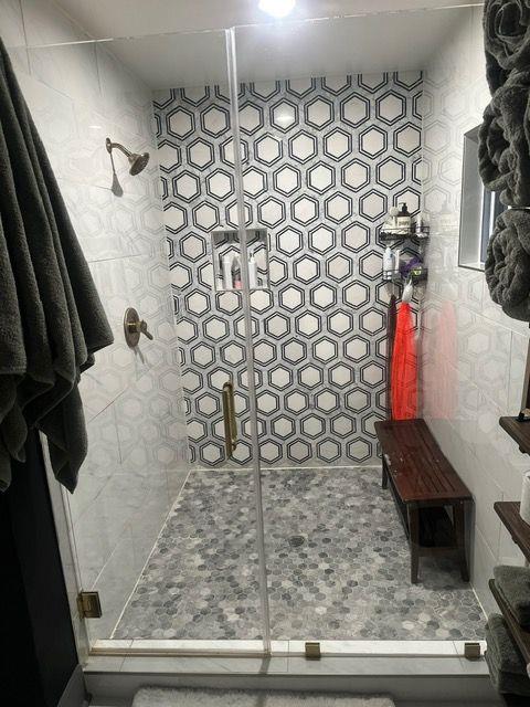 2434 Rockcliff Road Southeast Atlanta, GA 30316 - Photo 11 of 13 a bathroom with a shower