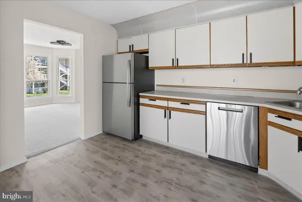 $2,400 | 70 Chambord Court, Hamilton, NJ 08619