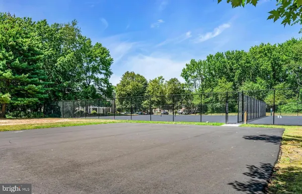 $2,400 | 70 Chambord Court, Hamilton, NJ 08619