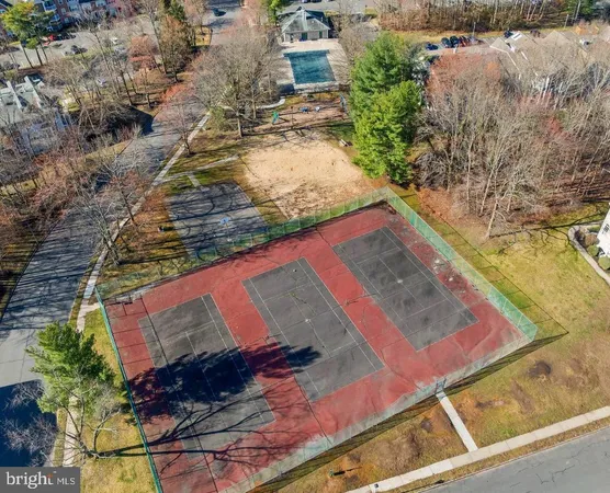 $2,400 | 70 Chambord Court, Hamilton, NJ 08619