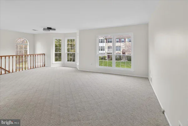 $2,400 | 70 Chambord Court, Hamilton, NJ 08619