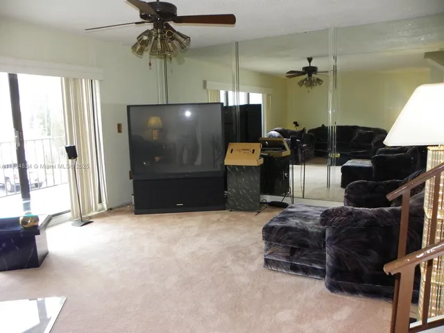 $379,900 | 8749 Southwest 154th Cir Place, Unit 4G, Miami, FL 33193