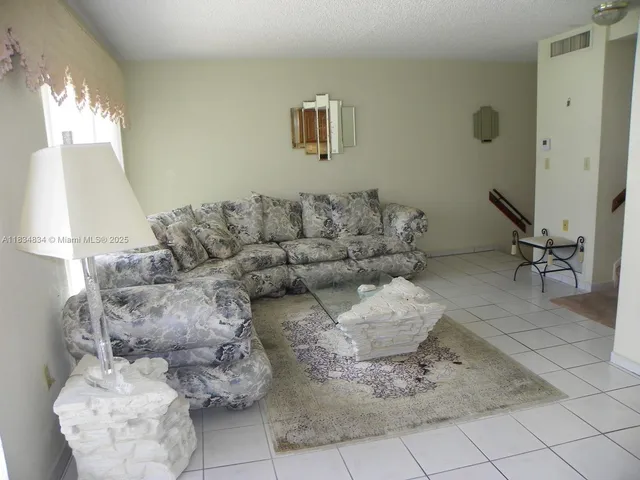 $379,900 | 8749 Southwest 154th Cir Place, Unit 4G, Miami, FL 33193