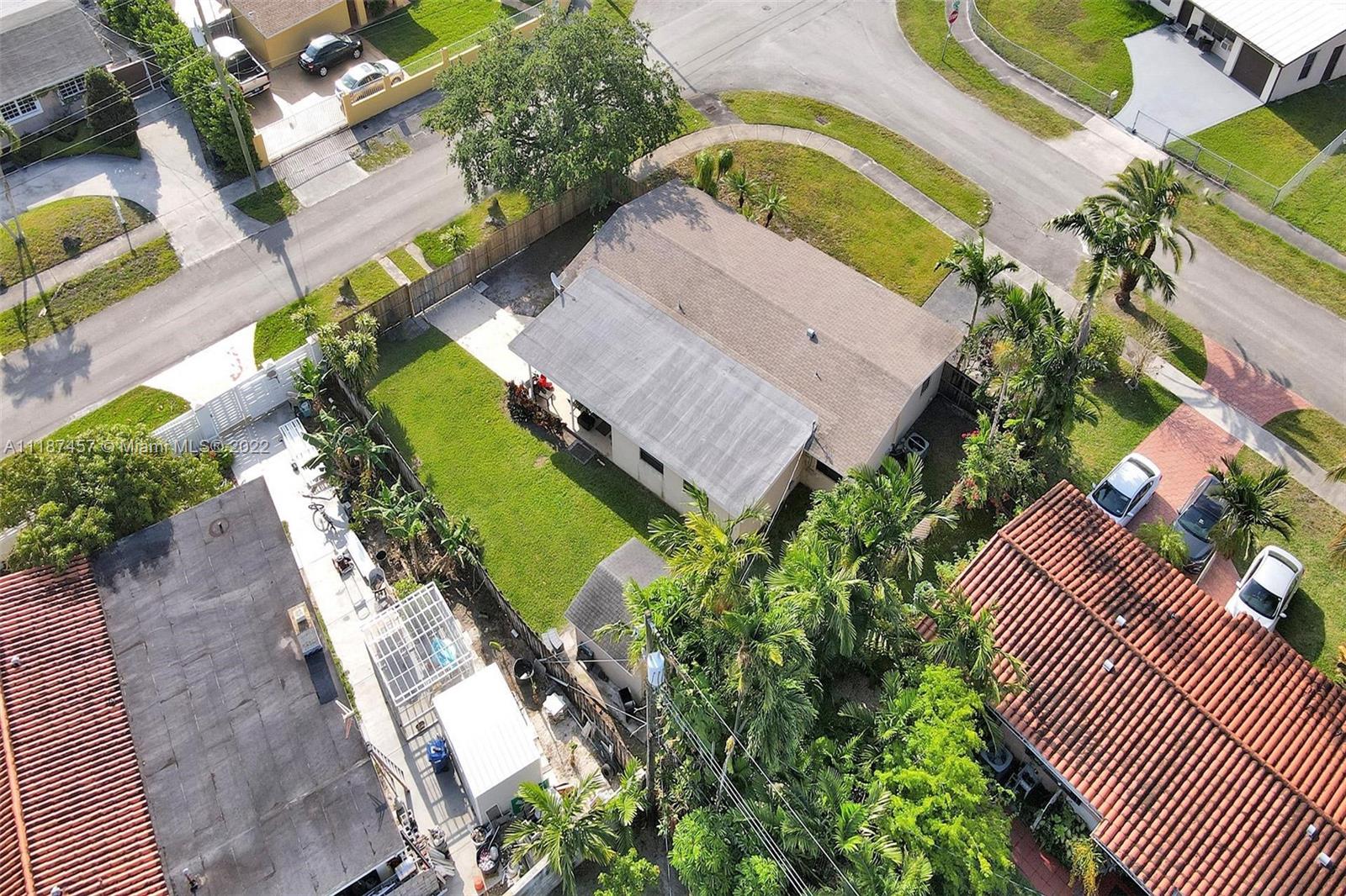 10401 Southwest 53rd Street Miami, FL 33165 - Photo 52 of 53 an aerial view of a house