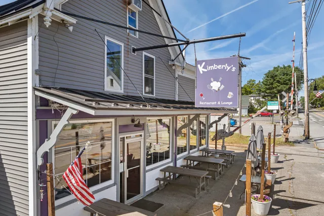 $625,000 | 64 Main Street, Richmond, ME 04357