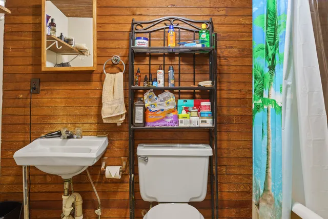 $625,000 | 64 Main Street, Richmond, ME 04357