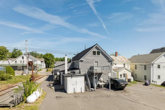 $625,000 | 64 Main Street, Richmond, ME 04357
