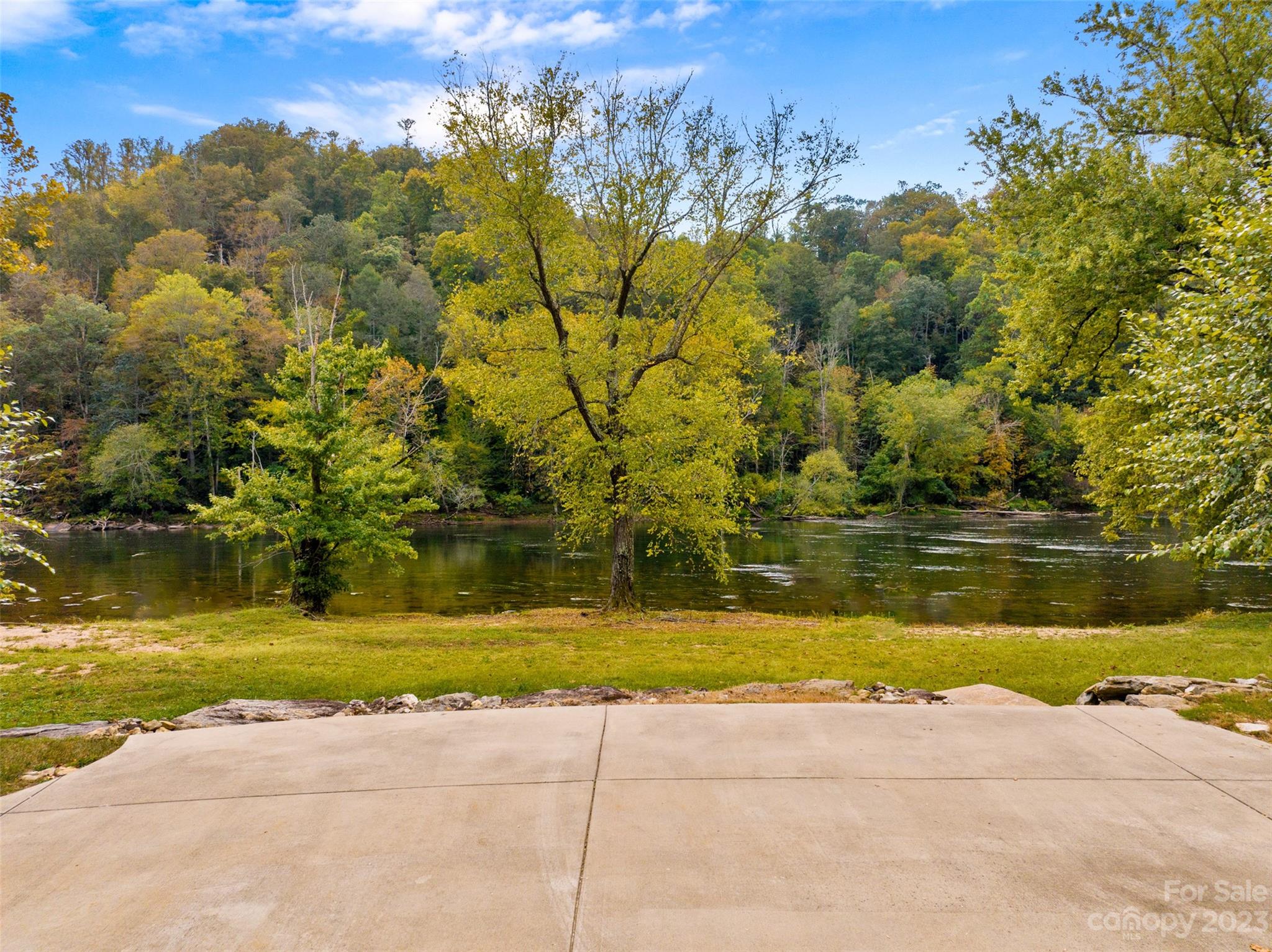 258 Rollins Road Marshall, NC 28753 - Photo 8 of 15 Gallery Image 8