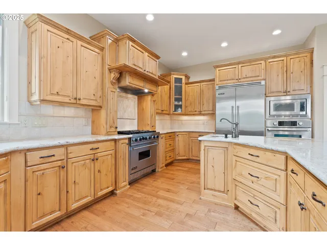 $910,000 | 4644 Southeast Honors Drive, Gresham, OR 97080