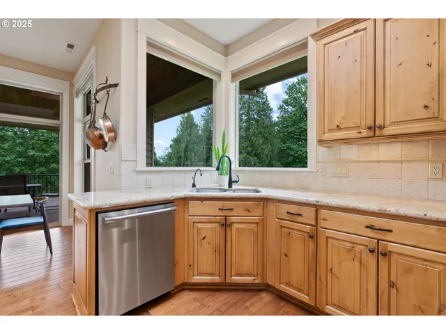 $910,000 | 4644 Southeast Honors Drive, Gresham, OR 97080