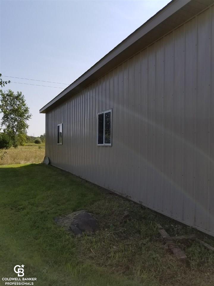 8945 Fisher Road Avoca, MI 48006 - Photo 22 of 39 pole barn