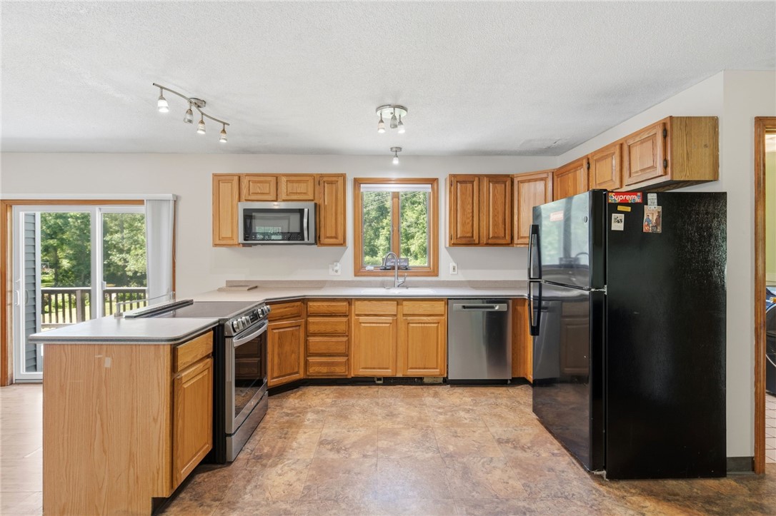 655 Saugatucket Road South Kingstown, RI 02879 - Photo 10 of 50