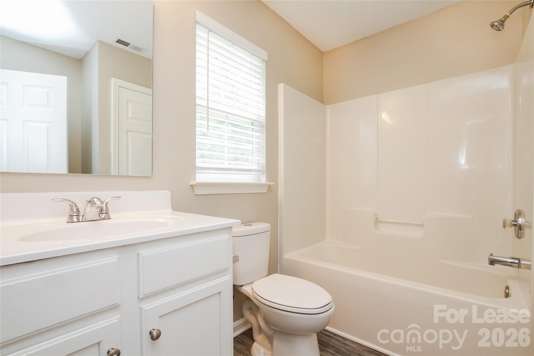 5008 Deerton Road Charlotte, NC 28269 - Photo 13 of 15