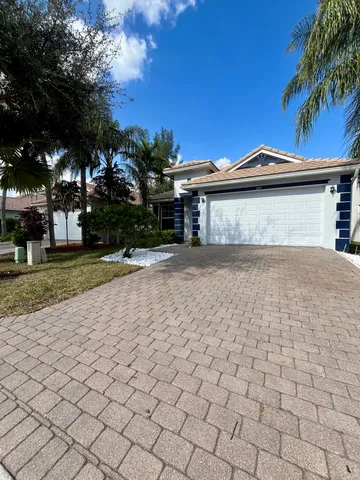 $3,190 | 325 Mulberry Grove Road, West Palm Beach, FL 33411