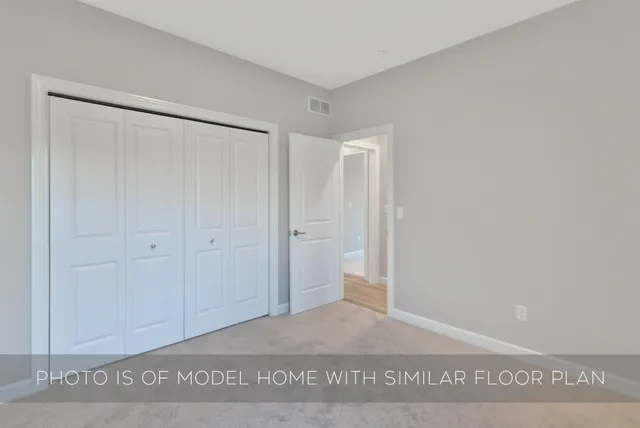 $499,999 | 11377 Albany Ridge Drive, Osceola, IN 46561