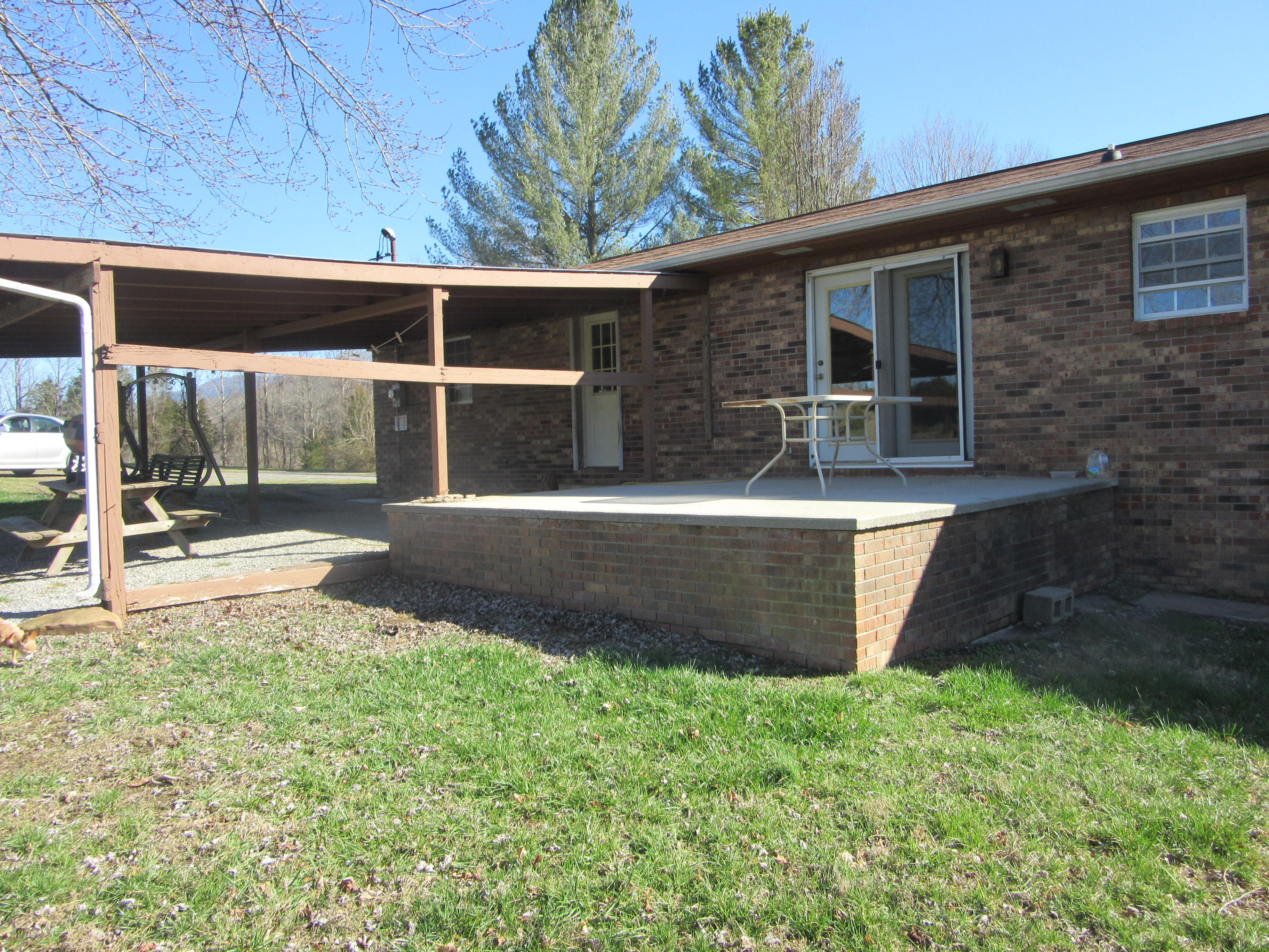 1038 Stanton Road Seymour, TN 37865 - Photo 6 of 22 Patio...
