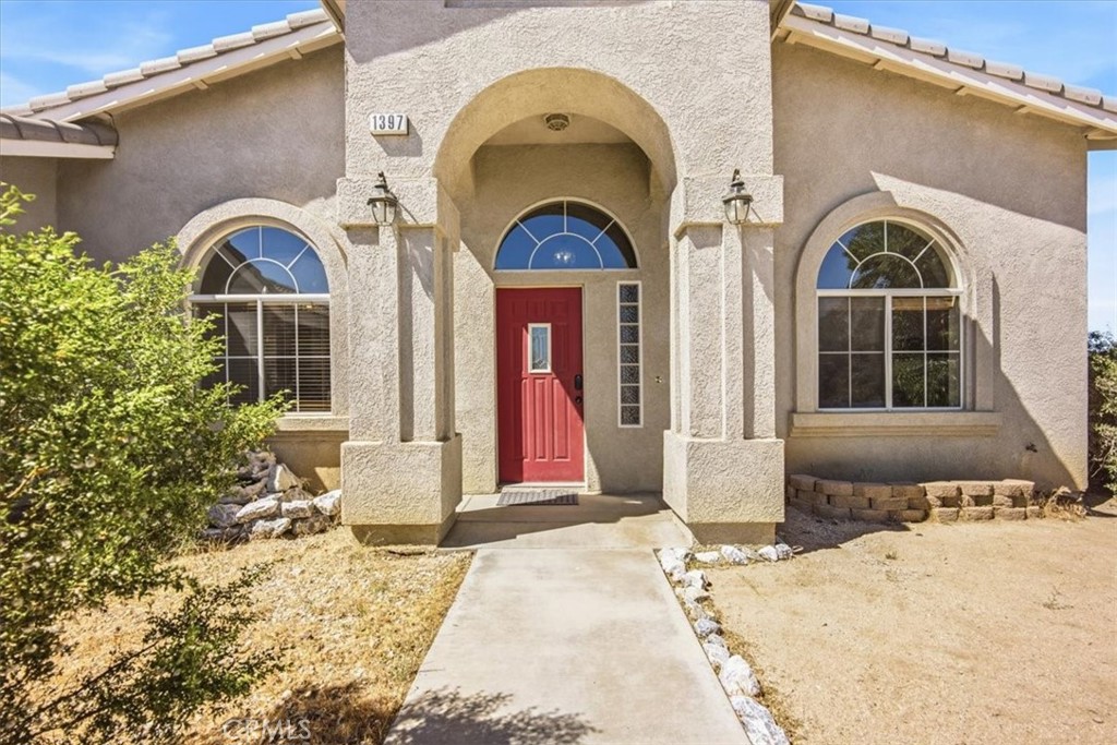 1397 Sierra Road Pinon Hills, CA 92372 - Photo 3 of 49