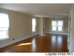 10430 Reichart Road Tallula, IL 62688 - Photo 3 of 12