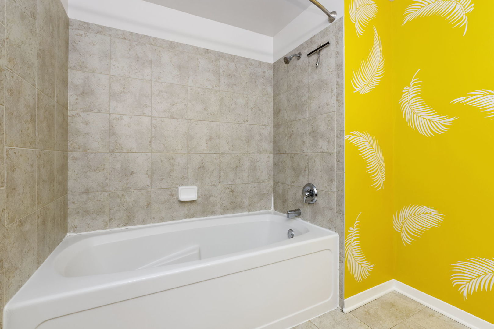 511 West Division Street, Unit 606 Chicago, IL 60610 - Photo 11 of 18