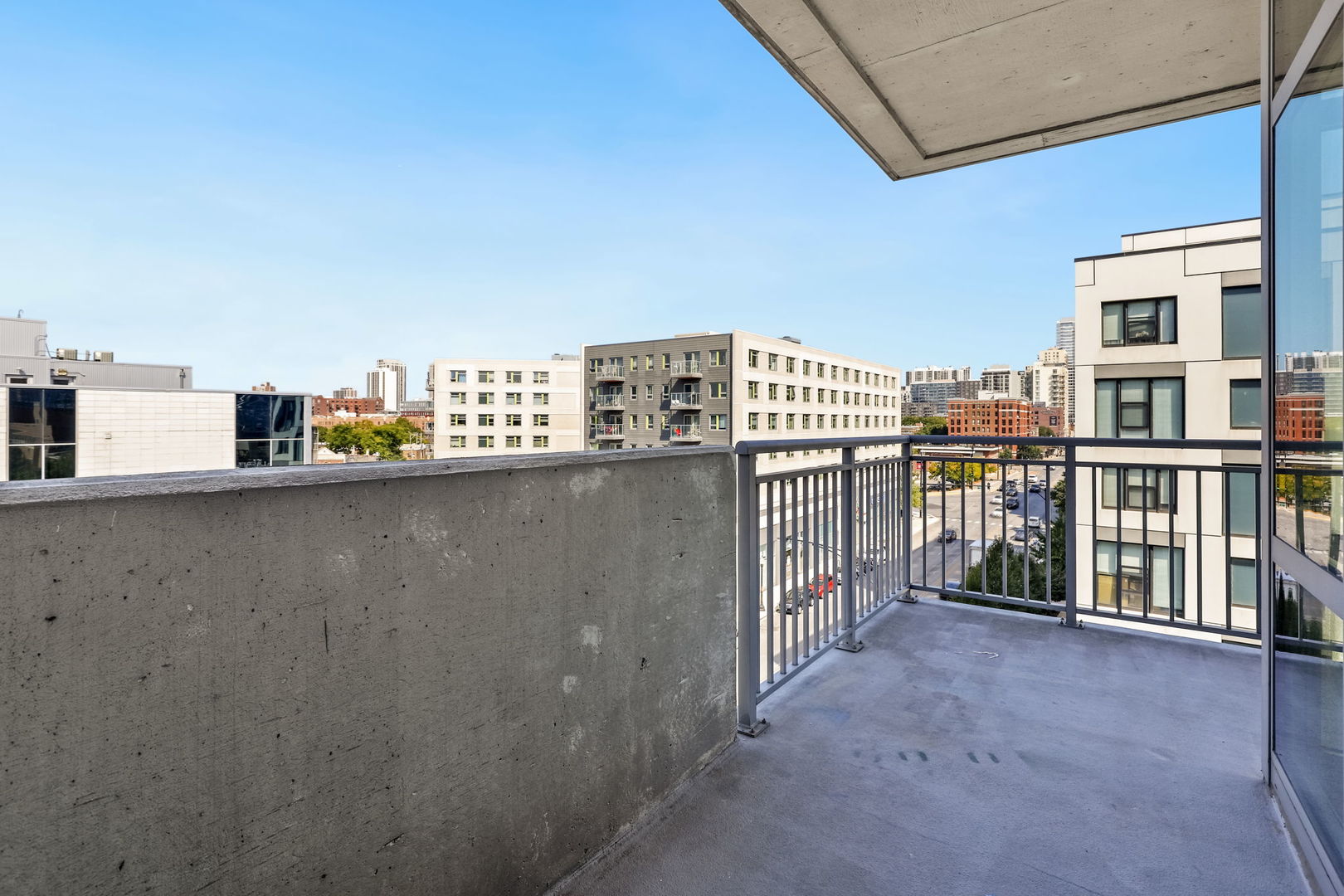 511 West Division Street, Unit 606 Chicago, IL 60610 - Photo 14 of 18