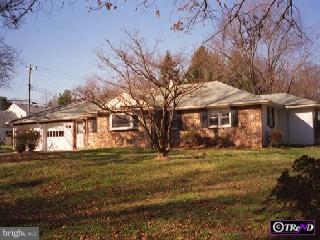 14 Latchstring Lane Horsham, PA 19044 - Photo 1 of 1 Gallery Image 1